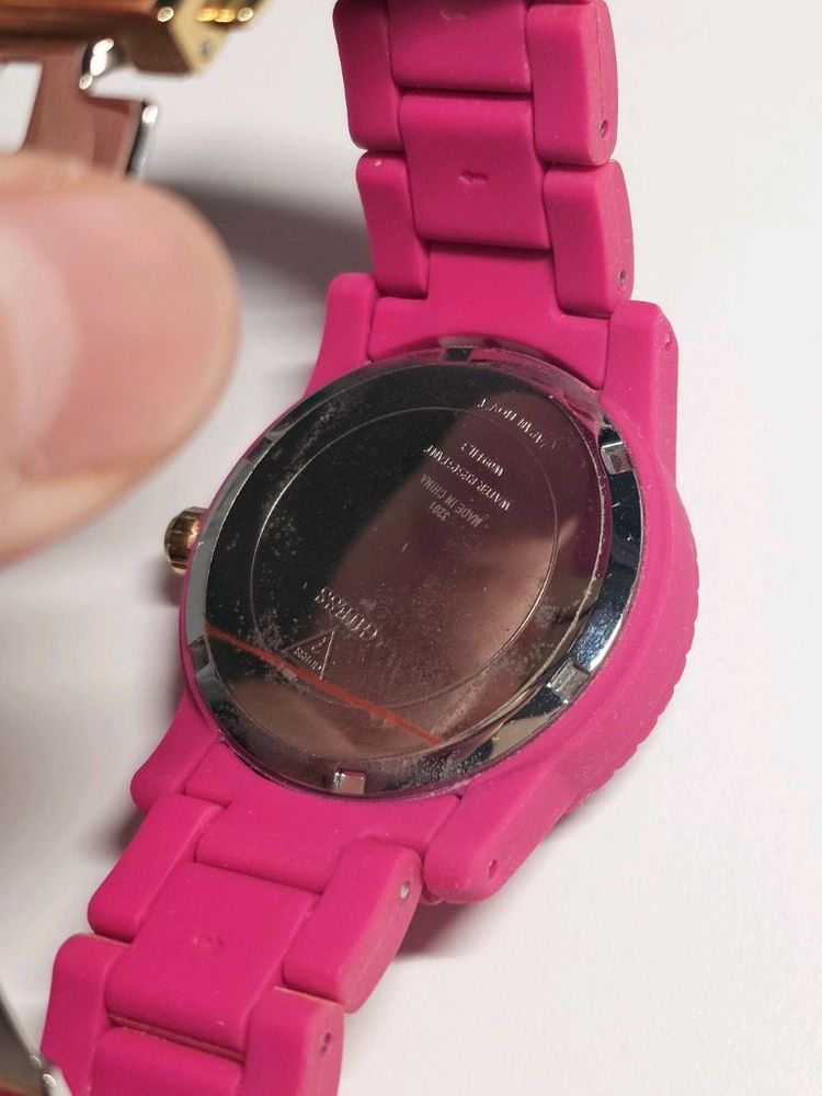 Guess 여성시계 이미지