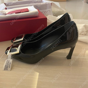 로저비비에 트럼펫 벨르 페이턴트 레더 펌프스 블랙 37 이미지