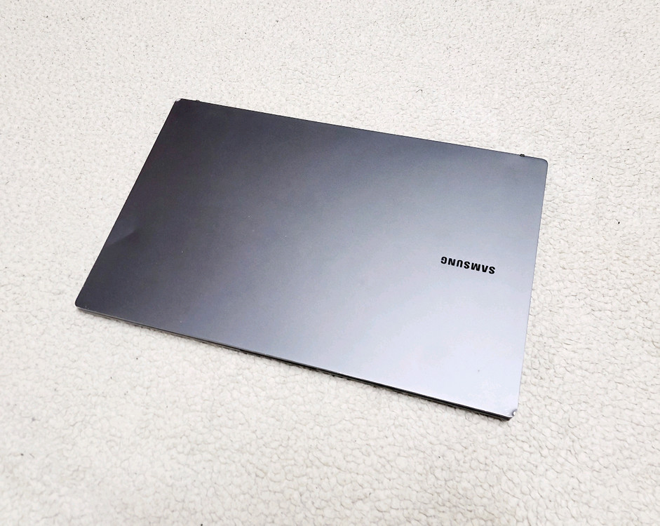 삼성 갤럭시북2 i7 15인치 부품용 이미지