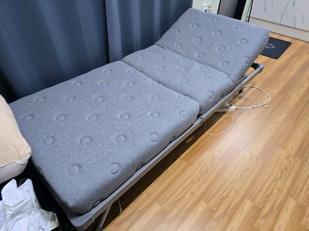 라꾸라꾸 1인용 접이식 침대 이미지