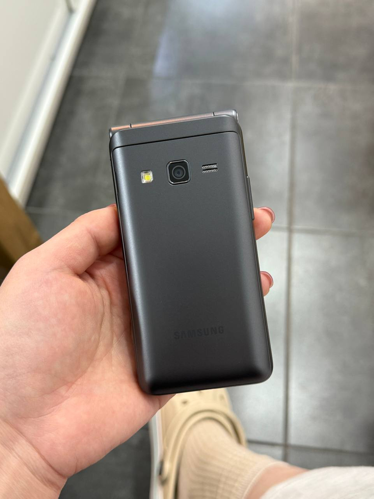 A급)갤럭시폴더2 블랙 32GB (G160) Y1667 이미지