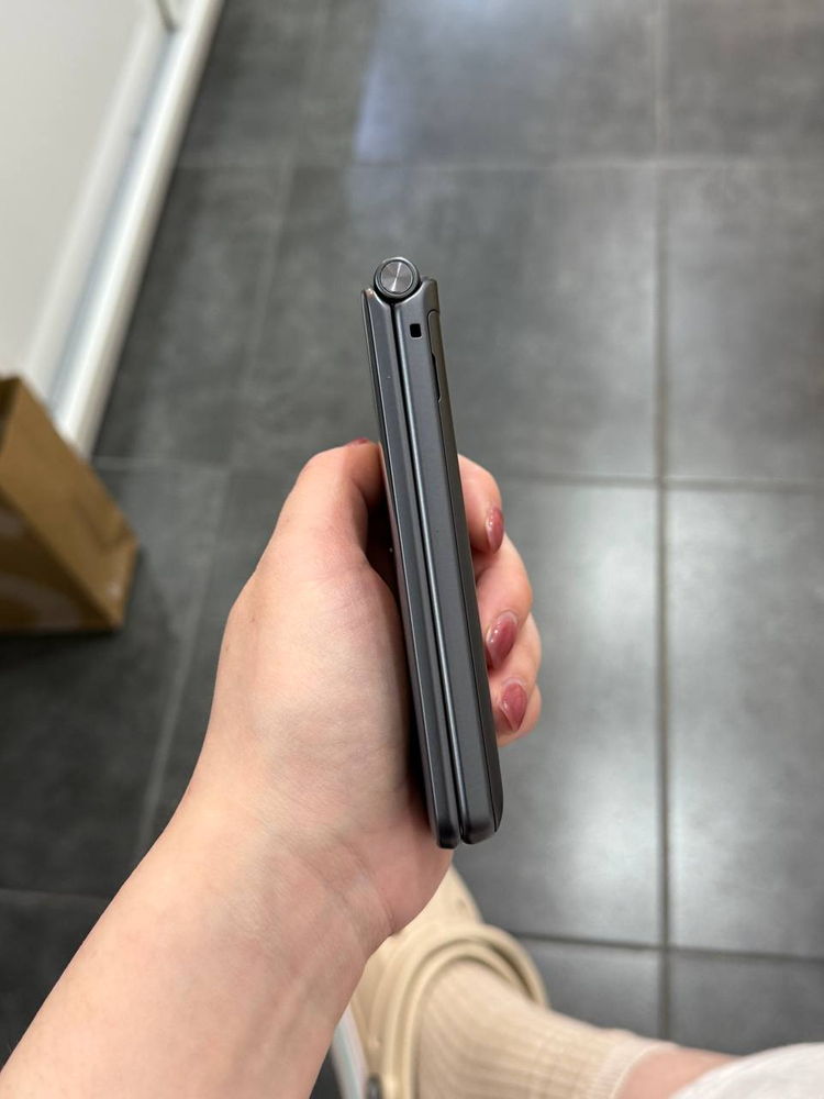 A급)갤럭시폴더2 블랙 32GB (G160) Y1667 이미지