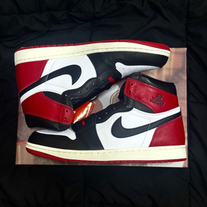 [305] 나이키 에어 조던1 레트로 하이 OG 블랙토 나코탭 새상품 이미지