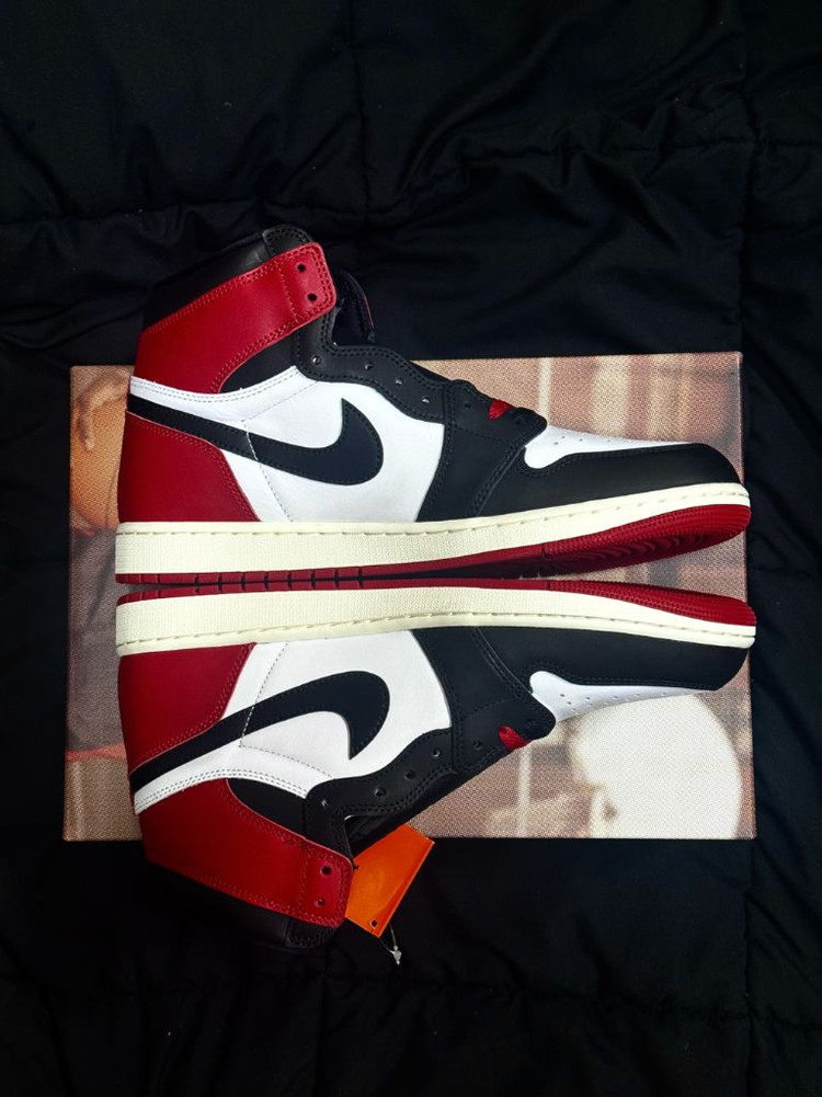 [305] 나이키 에어 조던1 레트로 하이 OG 블랙토 나코탭 새상품 이미지