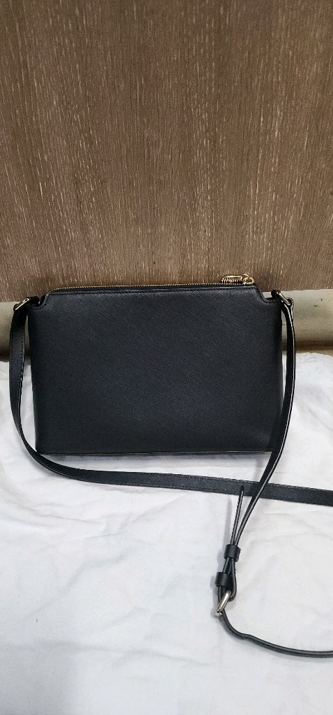 제이에스티나 크로스백 미니백 포함 이미지
