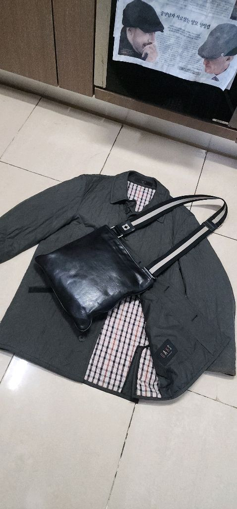 닥스 런던 남자 퀼팅자켓 100/ 발리 크로스백 이미지