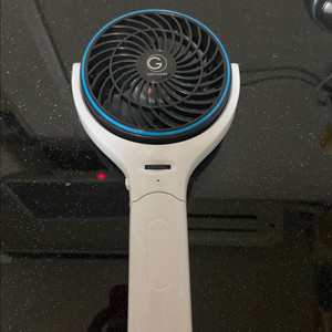 몇 번 사용 안 한 가이타이너 휴대용 선풍기 팝니다 이미지
