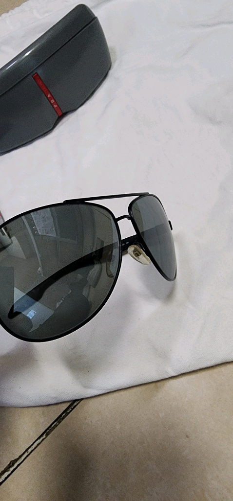 프라다 남자 선글라스/ 스니커즈 280 이미지