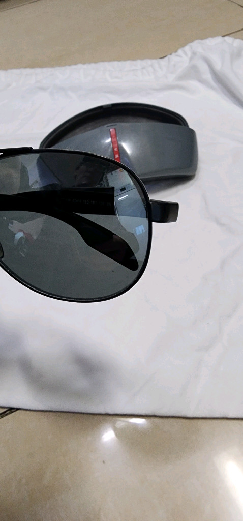 프라다 남자 선글라스/ 스니커즈 280 이미지