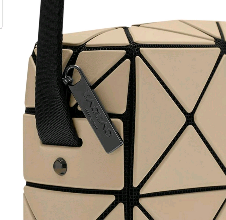 바오바오 큐보이드 크로스백 베이지 이미지