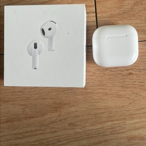 에어팟 4세대 노이즈캔슬링(anc) 팝니다 이미지