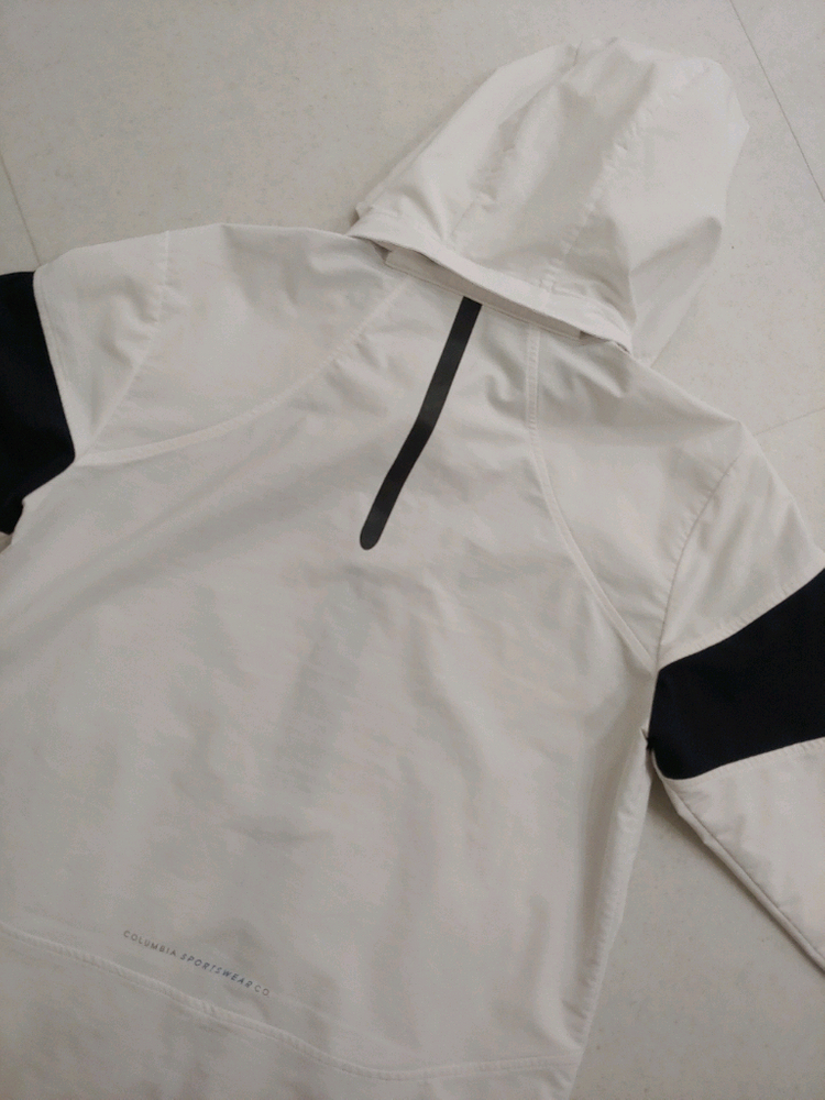 컬럼비아 남성 점퍼 이미지