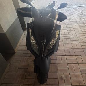 킴코 다운타운 125cc 스쿠터 팝니다 이미지