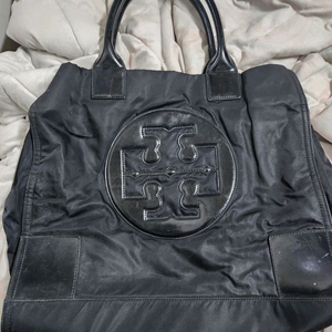 나일론 토트백 토리버치 이미지