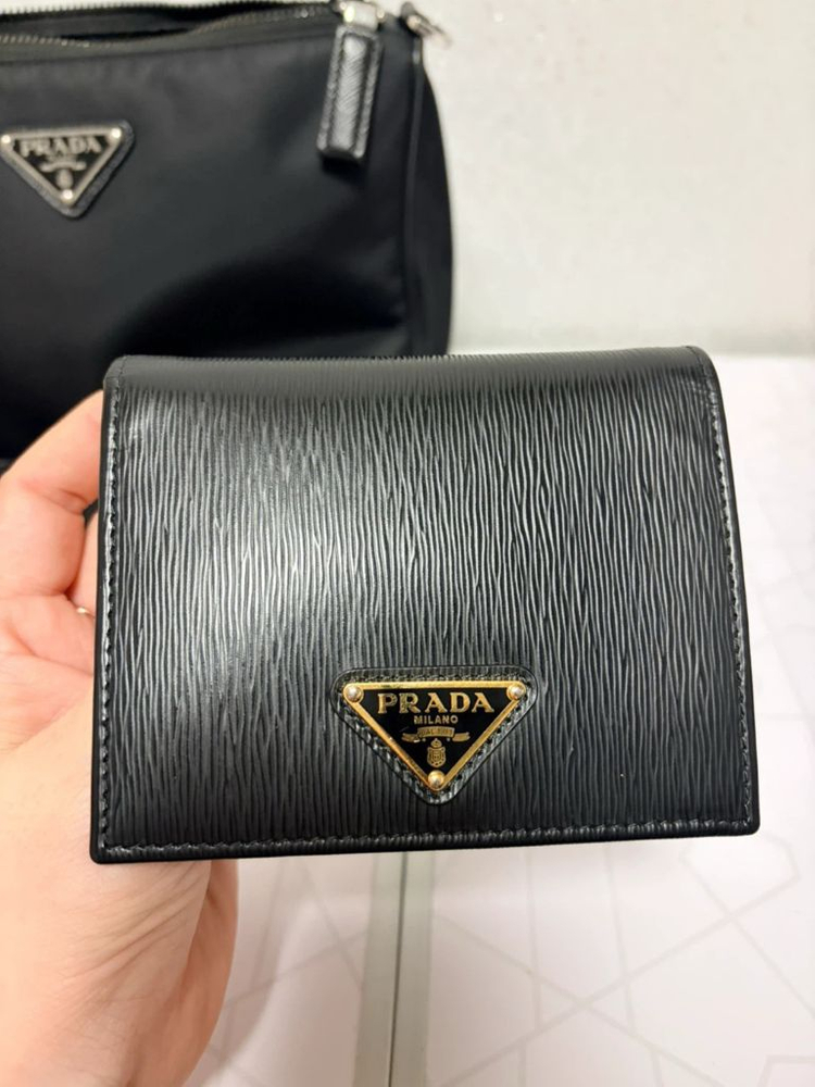 프라다 리나일론 크로스백,비텔로 반지갑 이미지