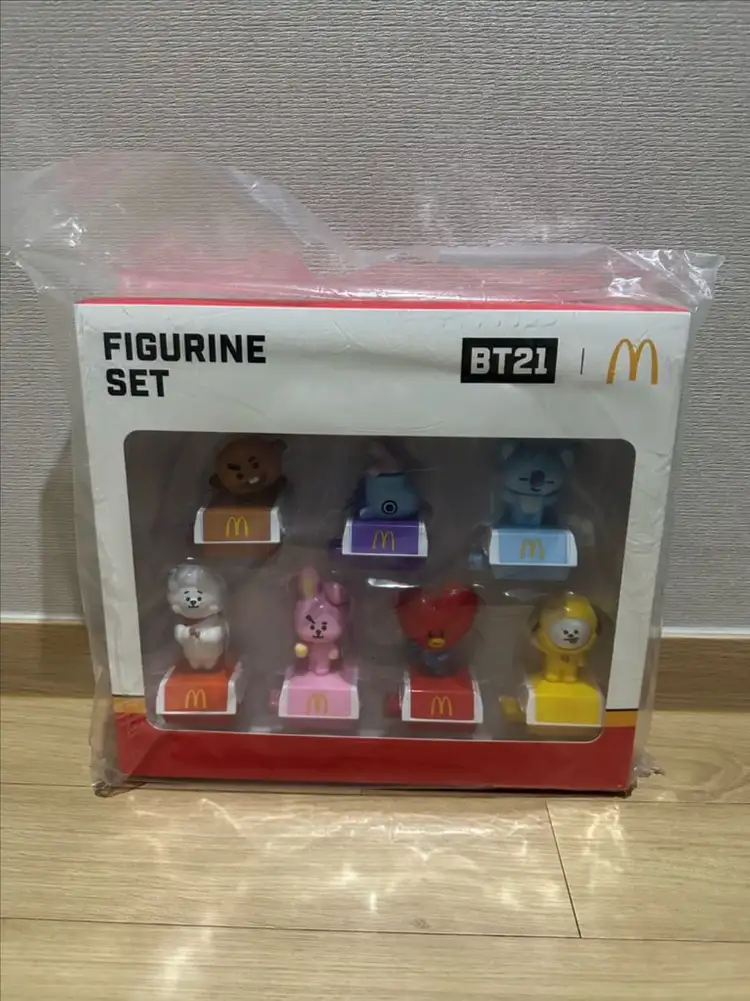 bts 컴백기념 bt21 맥도날드 피규어 세트 - 안심되는 중고거래
