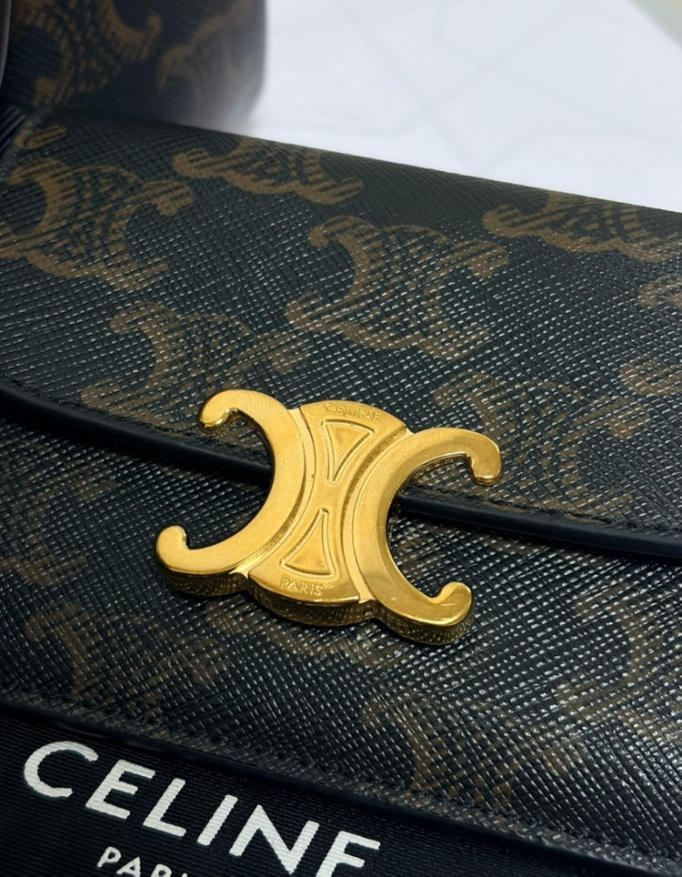 셀린느 보스턴백 스몰,트리옹프 플랩 카드지갑 이미지