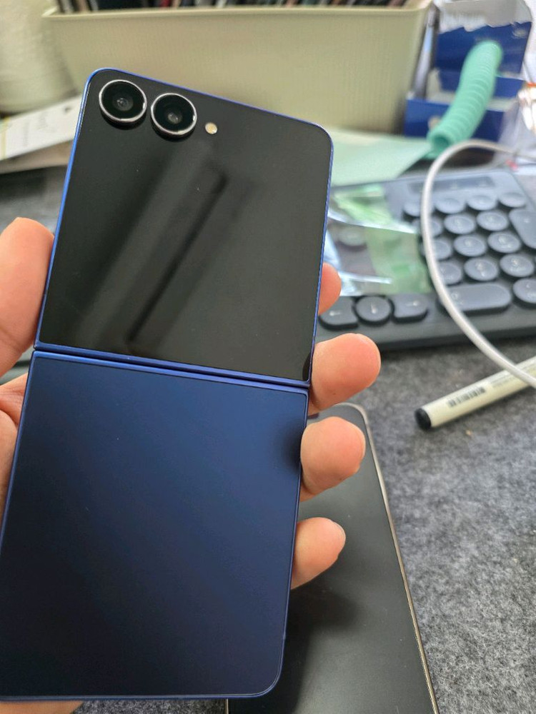 (6305)갤럭시z플립7 512 판매 이미지