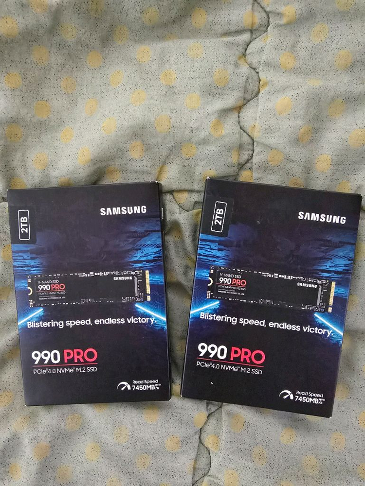 삼성 990 pro M.2 NVMe SSD 2TB 이미지