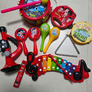 악기일괄 타요마라카스 실로폰 탬버린 북 두더지잡기 이미지