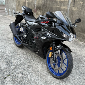 스즈키 GSX R125 21년식 이미지