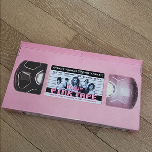 에프엑스 정규 2집 PINK TAPE (개봉/엠버포카) 이미지