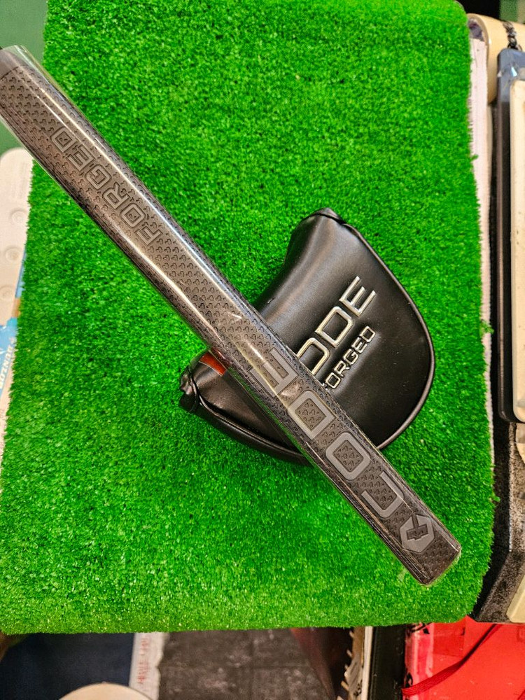 YES CODE 연철단조 7번 챔피온 우승 퍼터 정리합니다 이미지