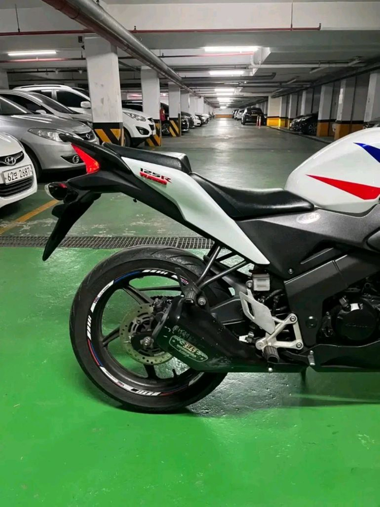 [개인]cbr125 건담 9xxx키로 이미지