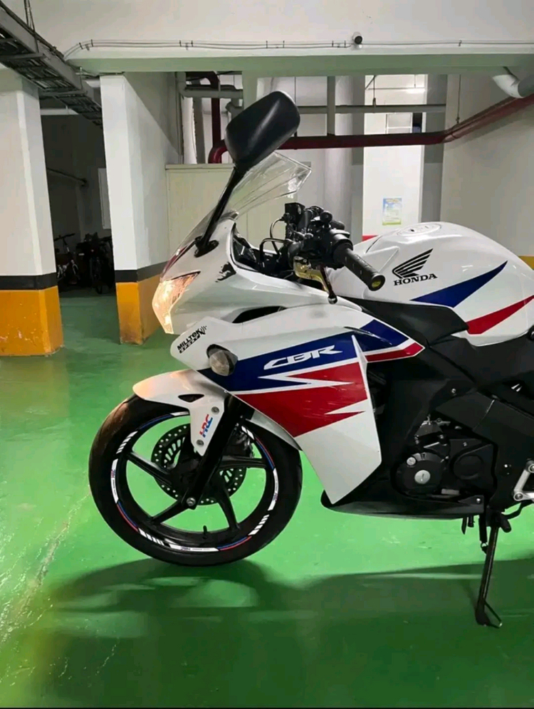 [개인]cbr125 건담 9xxx키로 이미지