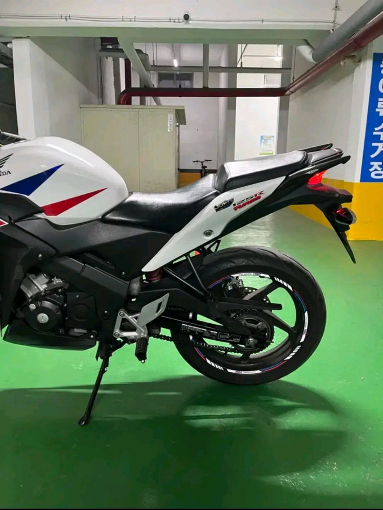 [개인]cbr125 건담 9xxx키로 이미지