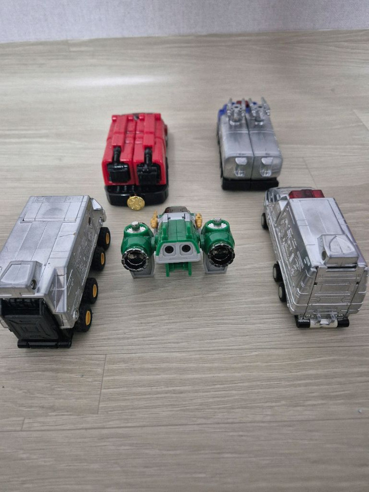 반다이dx 초합금 구급전대 고고파이브 빅토리로보 이미지