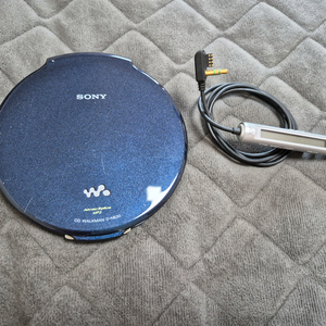 SONY D-NE20 DEEP BLUE색상 정상작동품 판매합니다. 이미지