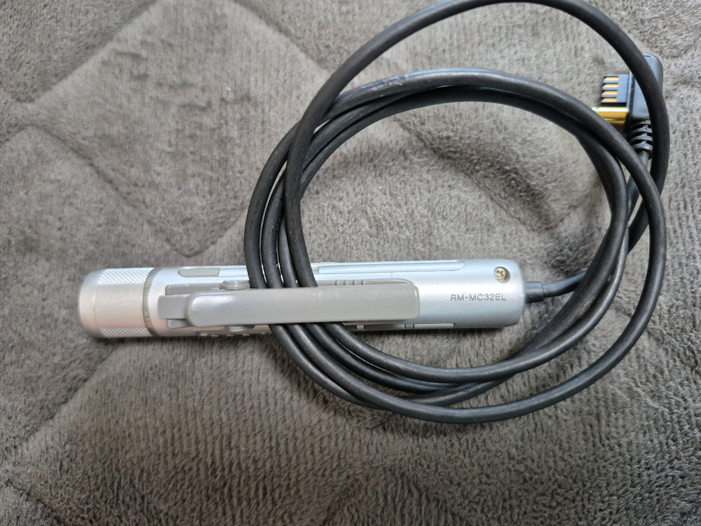 SONY D-NE20 DEEP BLUE색상 정상작동품 판매합니다. 이미지