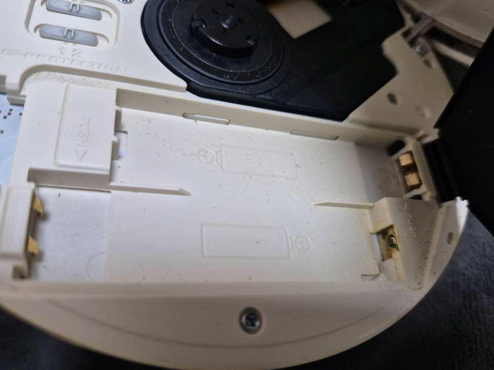 SONY D-EJ885 LIME GREEN 색상 정상작동품 판매합니다. 이미지