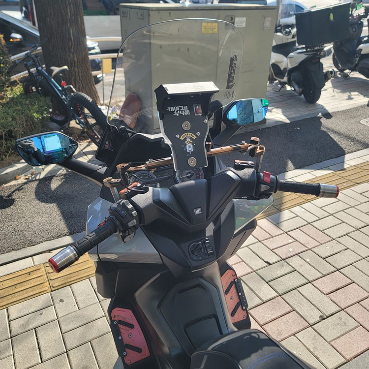 3_24년식 포르자350 배달셋팅 판매합니다 이미지