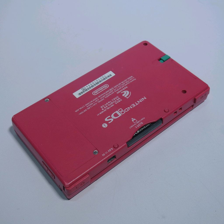 닌텐도 DSi 핑크 + 175 게임 이미지