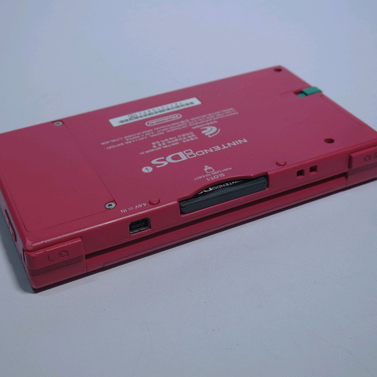 닌텐도 DSi 핑크 + 175 게임 이미지