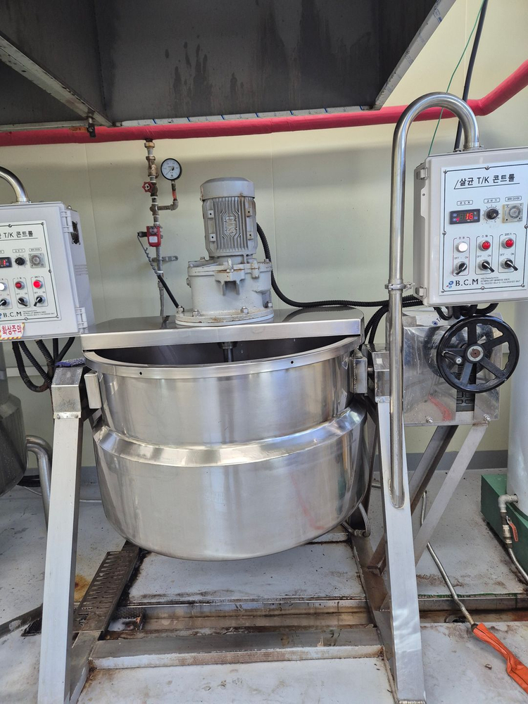 업소용 스팀솥 세트 (고정스팀솥/회전스팀솥/충전기/보일러) 이미지