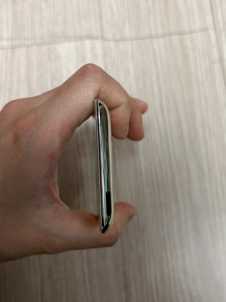 아이팟터치 16기가 화이트 이미지