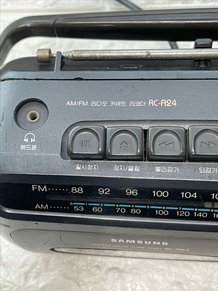 삼성 RC-A24 카세트 라디오 작동품 이미지