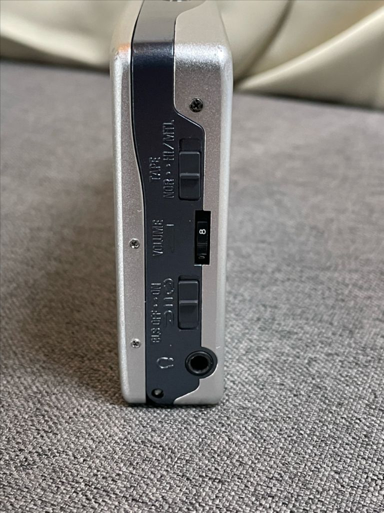 아이와 HS-PX380 워크맨 + 이어폰 포함 이미지