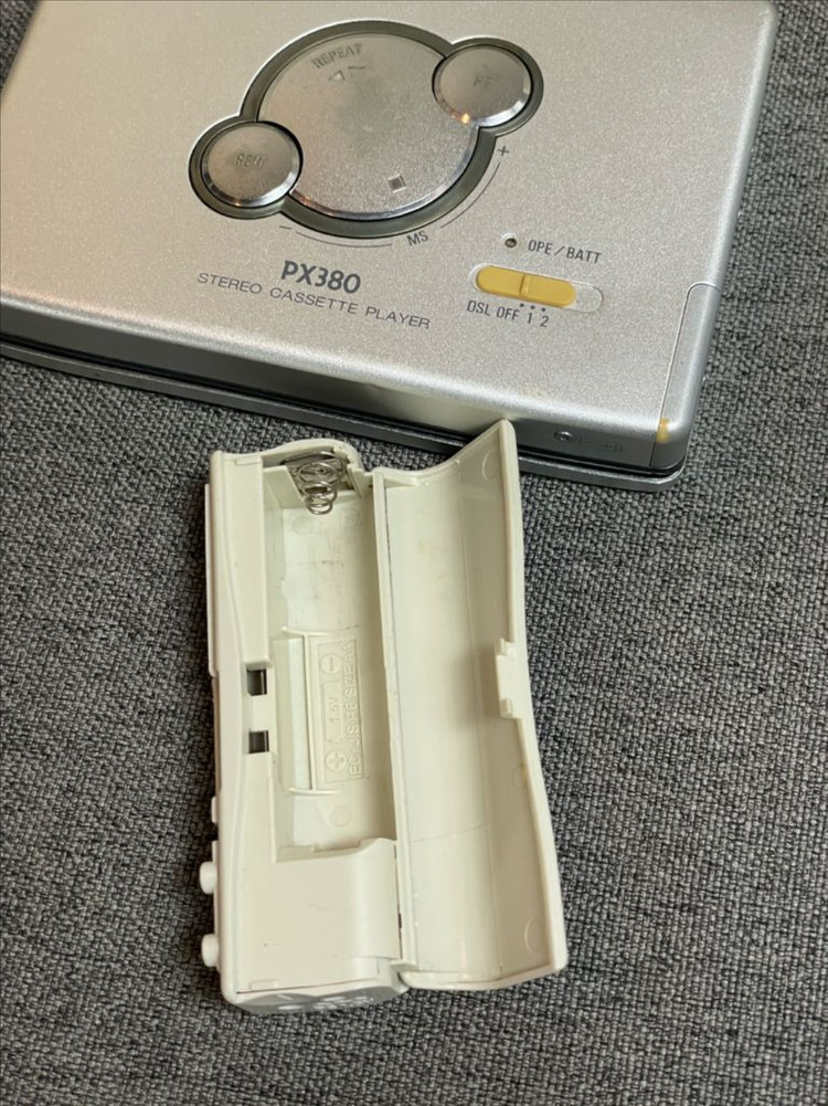 아이와 HS-PX380 워크맨 + 이어폰 포함 이미지