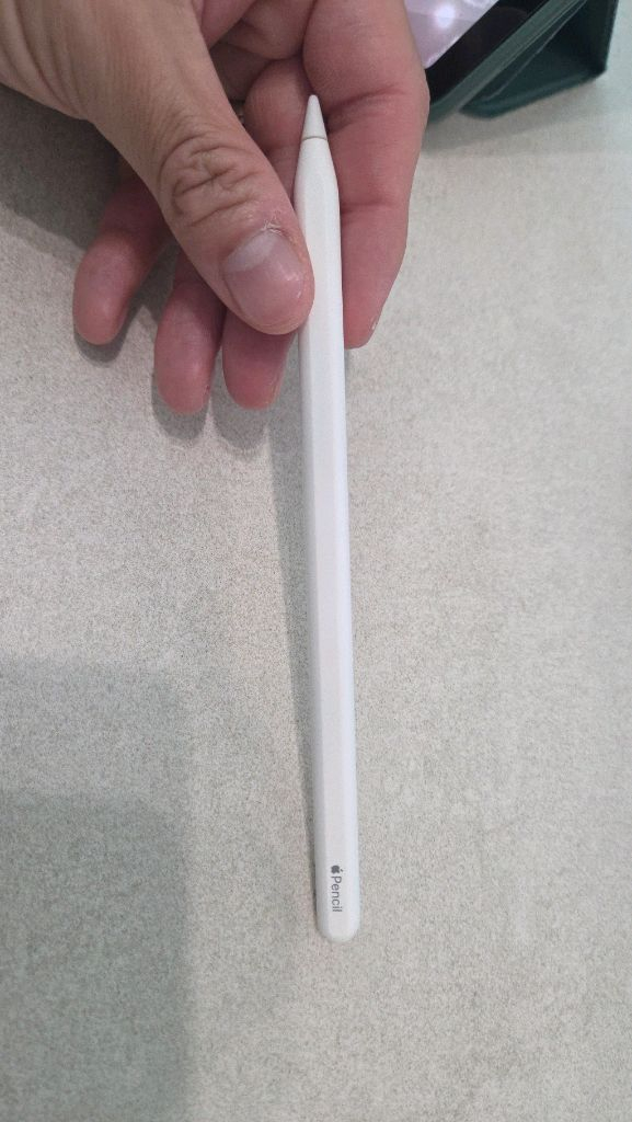 아이패드 에어4+펜슬 이미지