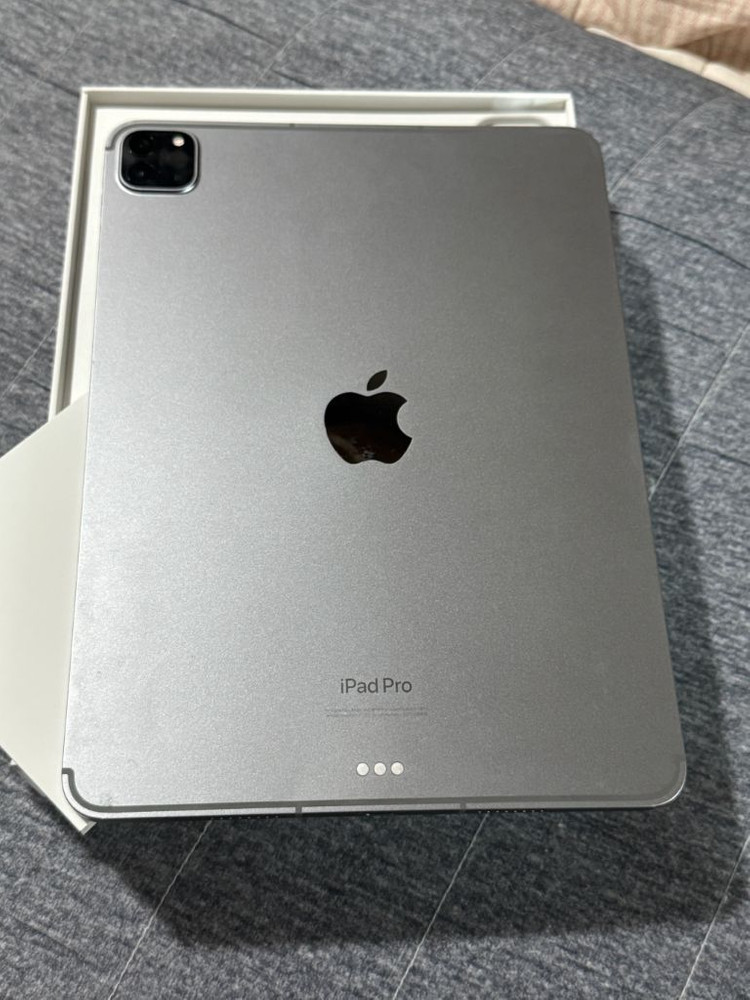 iPad Pro 11(4세대) 128GB 셀룰러 이미지