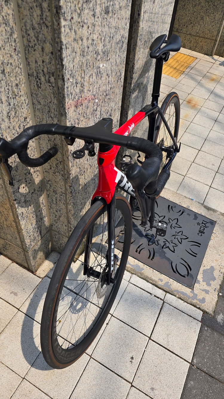 트렉 에몬다 SLR7 56사이즈 판매합니다. 이미지