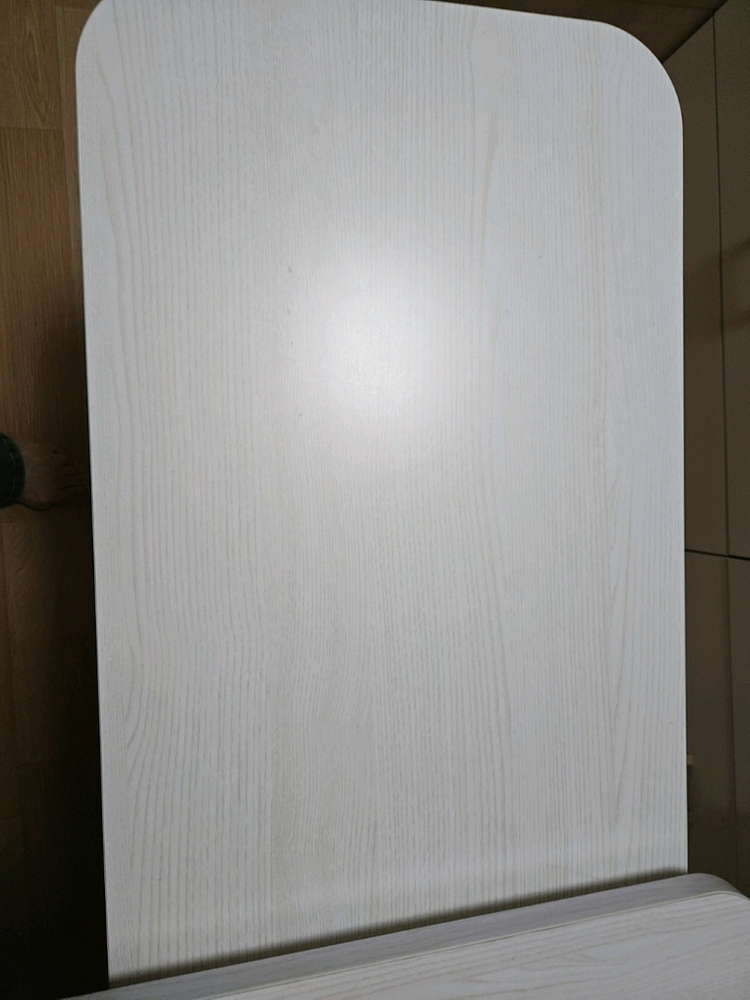 키즈 책상 이미지