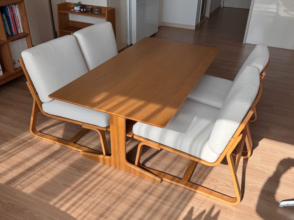 무인양품 리빙 다이닝 테이블3 + 소파2개 이미지