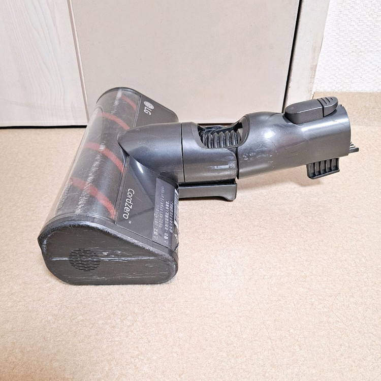 LG 코드제로 A9 무선청소기 모터헤드 소프트 브러쉬 파워드라이브 흡입구 이미지