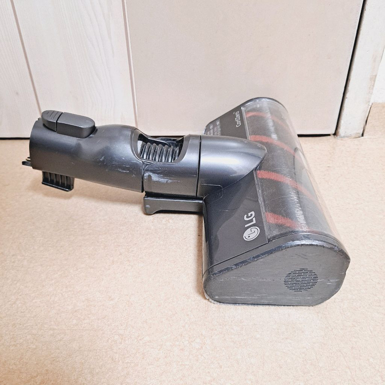 LG 코드제로 A9 무선청소기 모터헤드 소프트 브러쉬 파워드라이브 흡입구 이미지