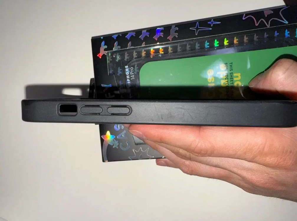 케이스티파이x메종키츠네 홀로그램 아이폰14프로/15프로 이미지